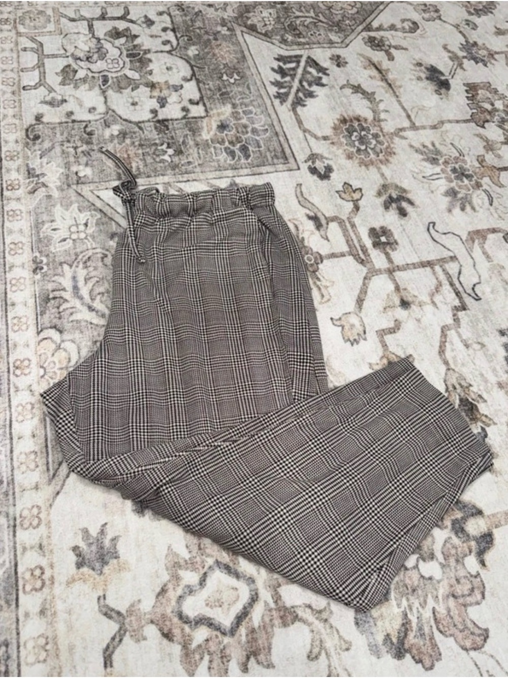 Jules & Leopold Black and Gray Plaid Cropped Drawstring Pants